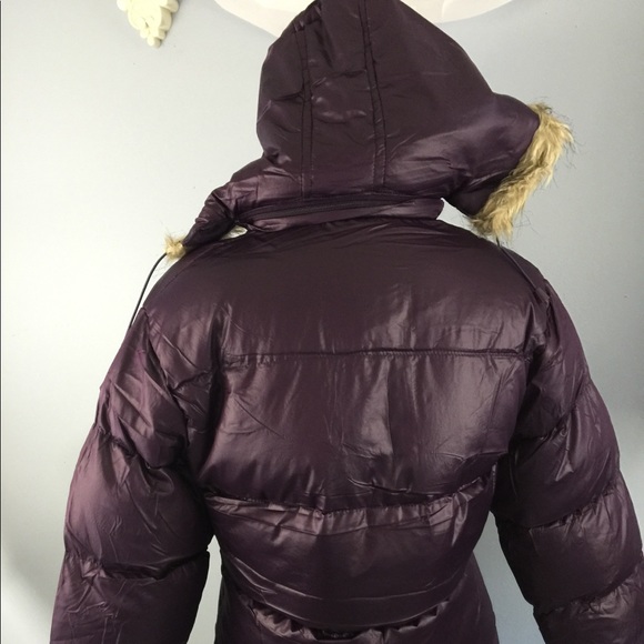 NEW puffer insulated coat w/ faux fur hood - Picture 5 of 8